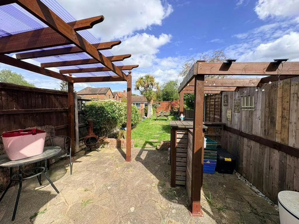 Albert Road, Horley, RH6, photo 10