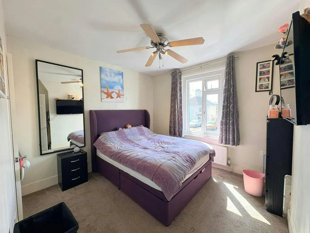 Albert Road, Horley, RH6, photo 8