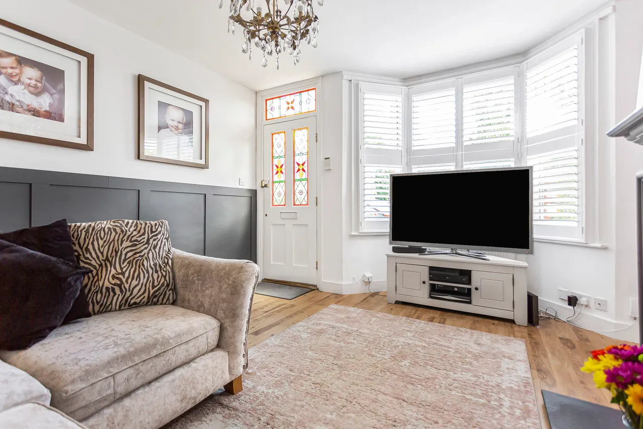 Harvest Road, Englefield Green, TW20, photo 7
