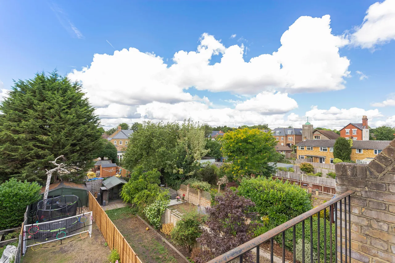 Harvest Road, Englefield Green, TW20, photo 25