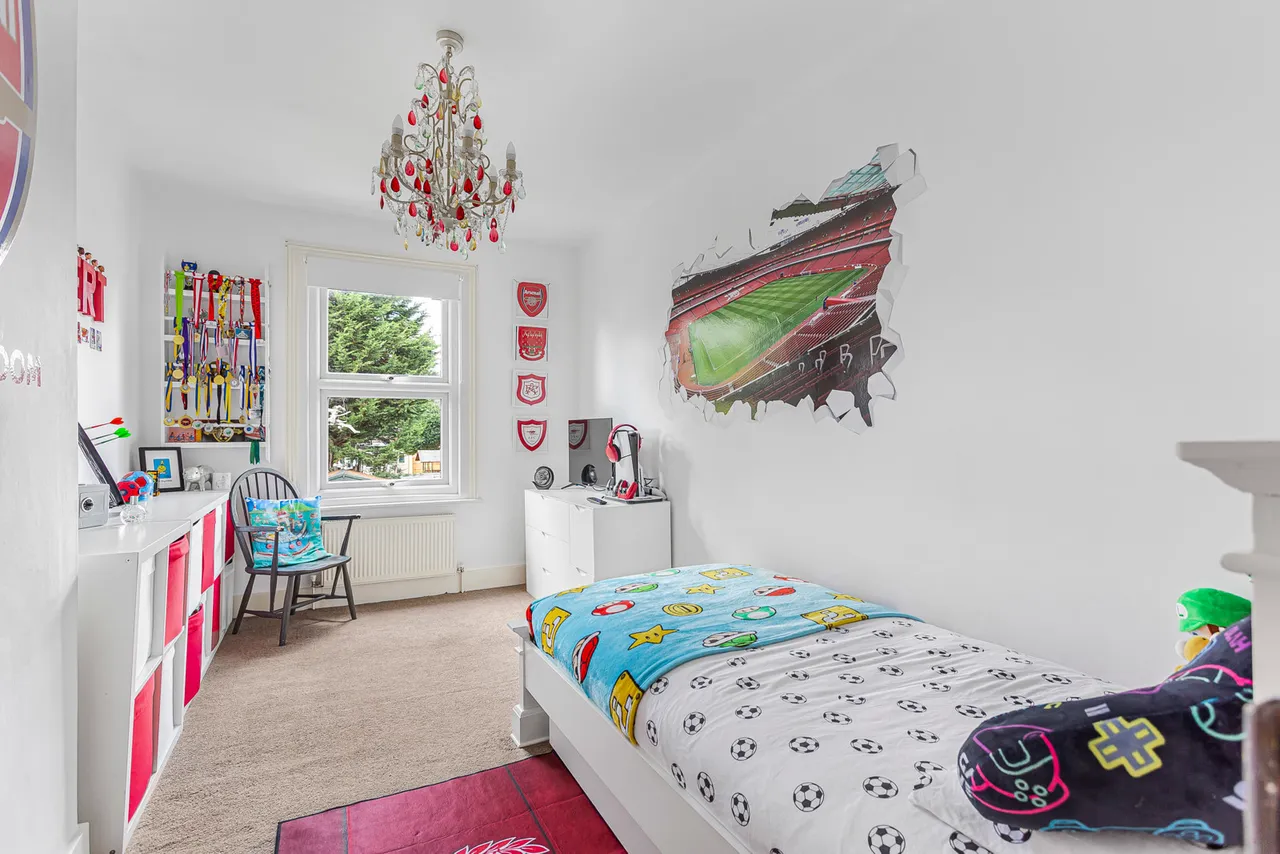 Harvest Road, Englefield Green, TW20, photo 16