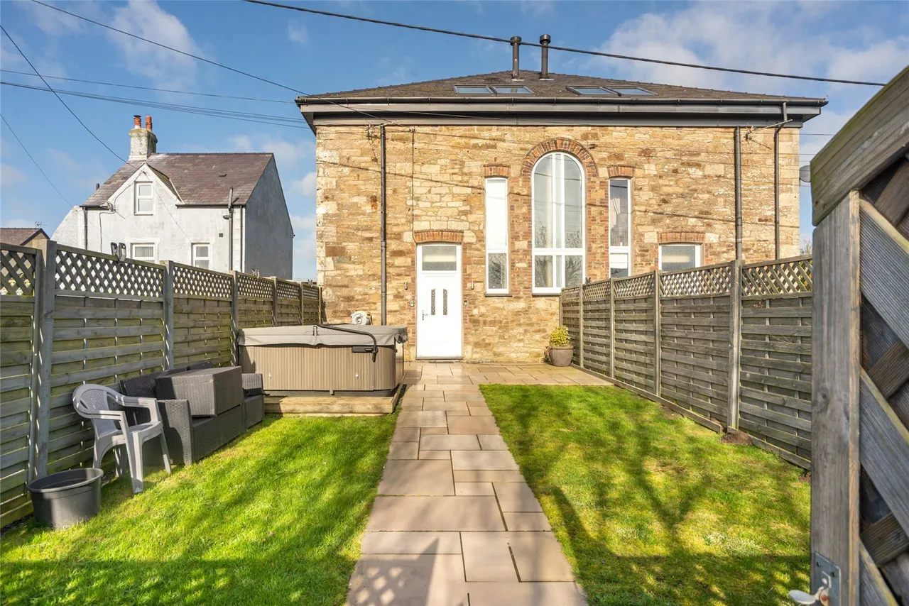 4 bed house for sale, Malltraeth, Bodorgan