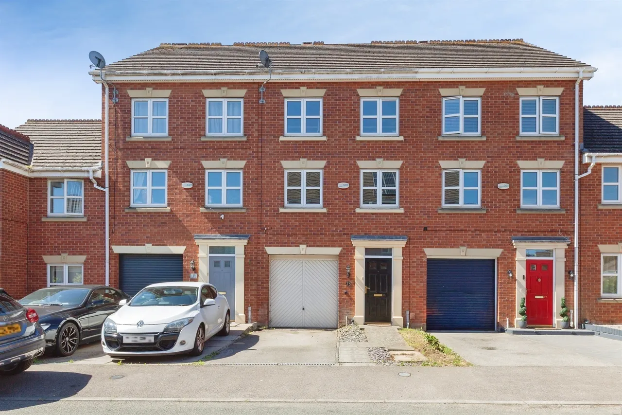 3 bed house for sale, Bannister Road, Leicester, LE3