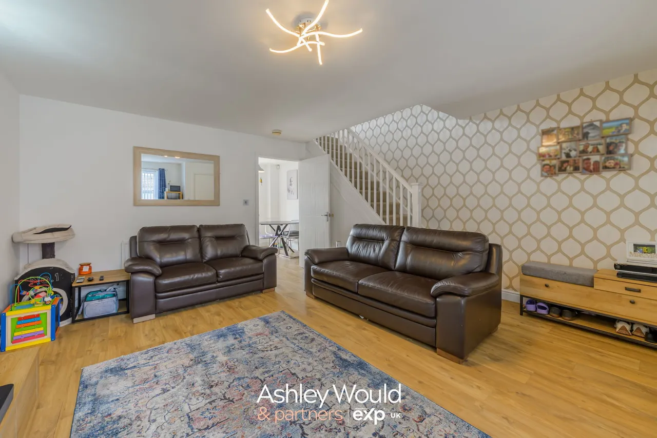 Kererwin Close, Cradley Heath, B64, photo 4