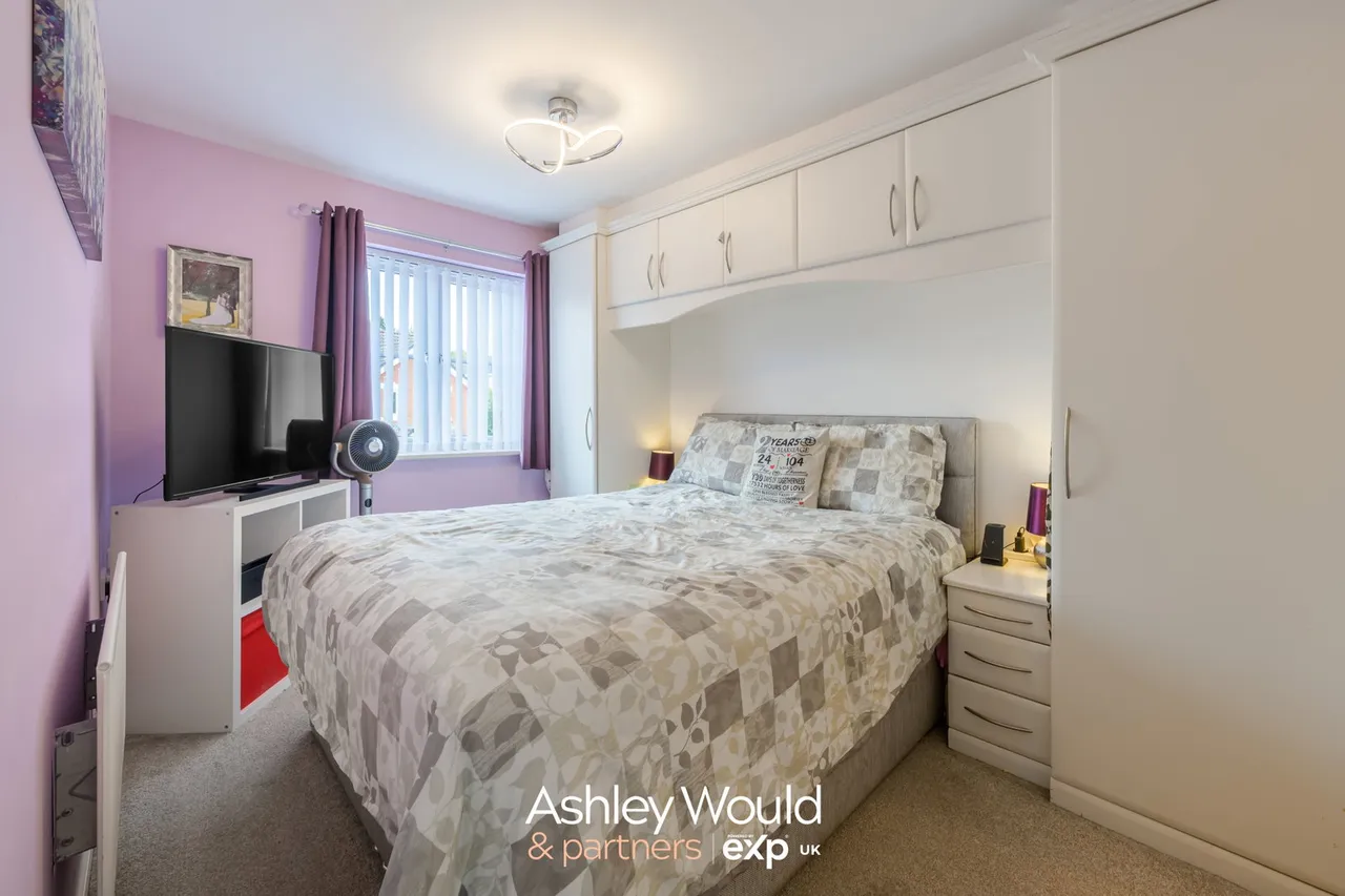 Kererwin Close, Cradley Heath, B64, photo 11