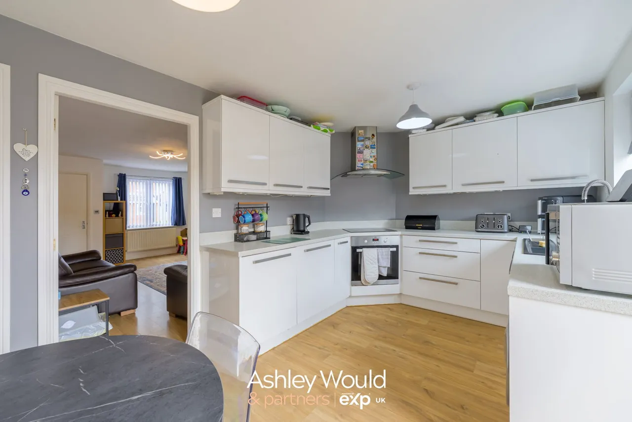 Kererwin Close, Cradley Heath, B64, photo 6