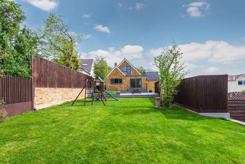 New Road, Marlow Bottom SL7 3NQ, photo 17