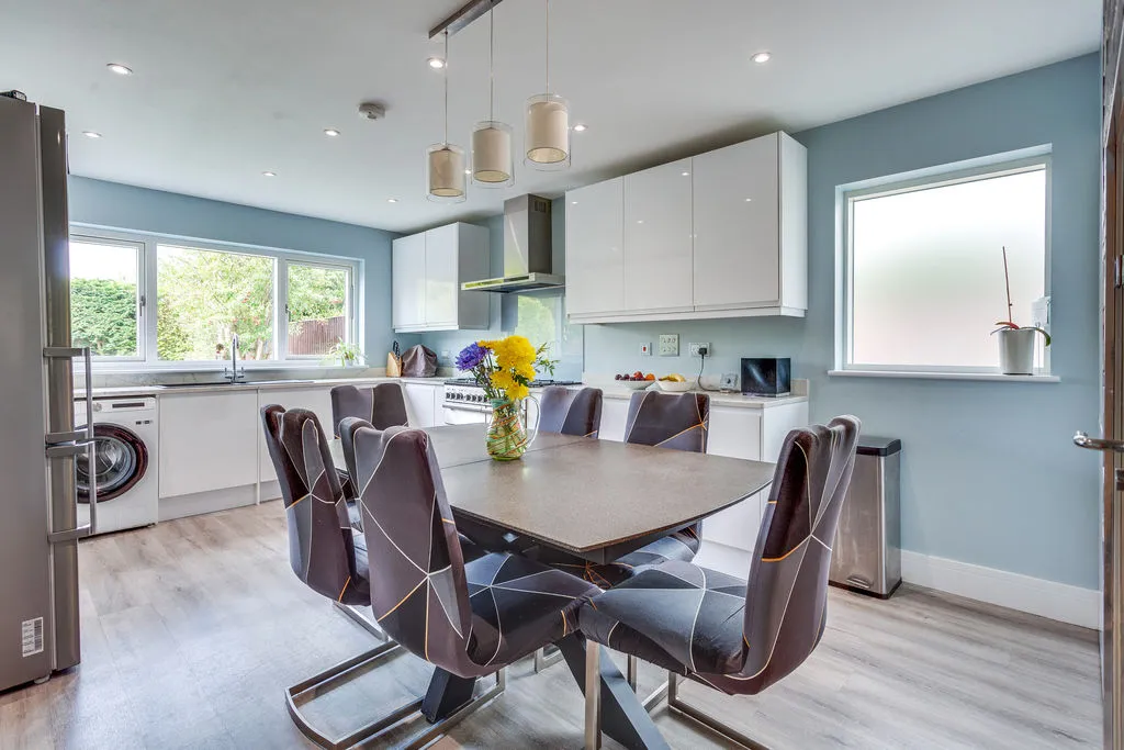 New Road, Marlow Bottom SL7 3NQ, photo 6
