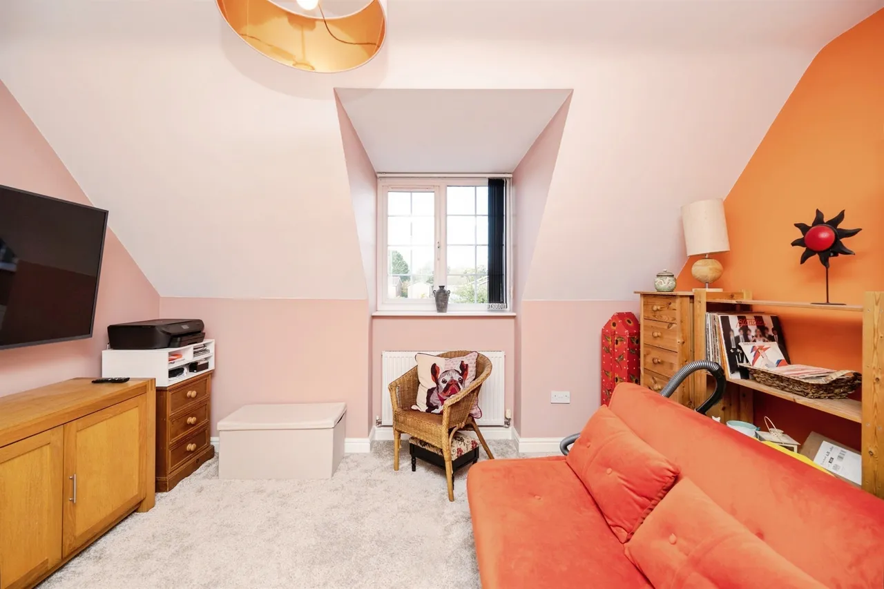 Clay Lane, Oldbury, B69, photo 12