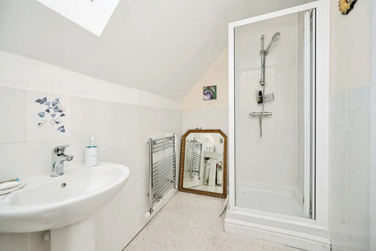 Clay Lane, Oldbury, B69, photo 13