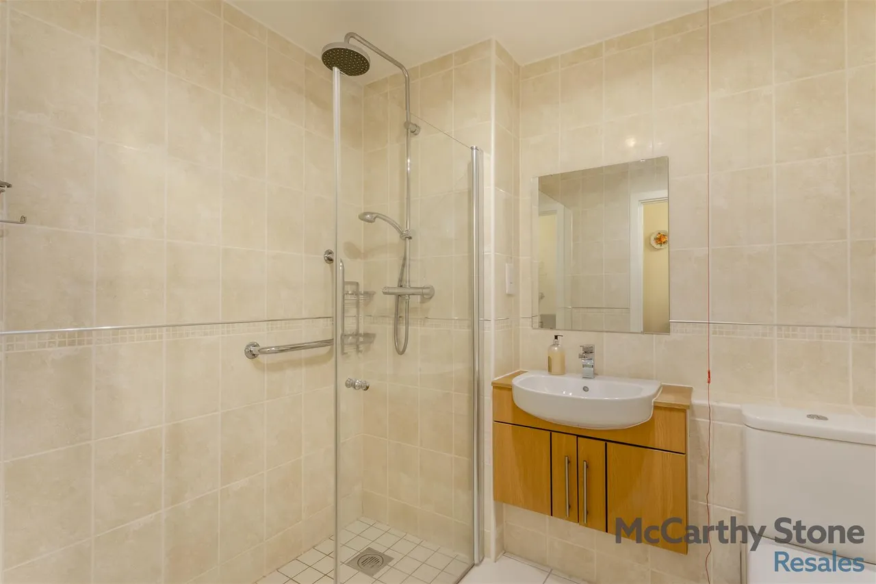 Tresham Close, Kettering, NN15, photo 15