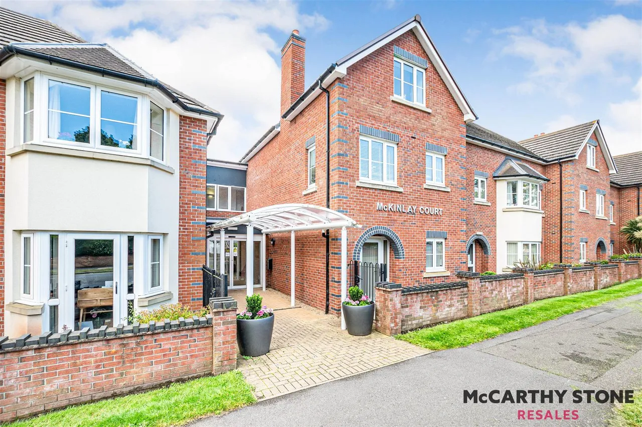 Tresham Close, Kettering, NN15, photo 18