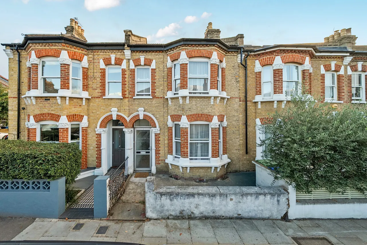 3 bed house for sale, Hansler Road, SE22