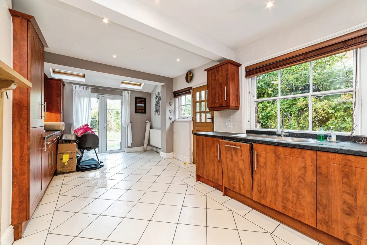 Winchester Road, Basingstoke, RG21, photo 14