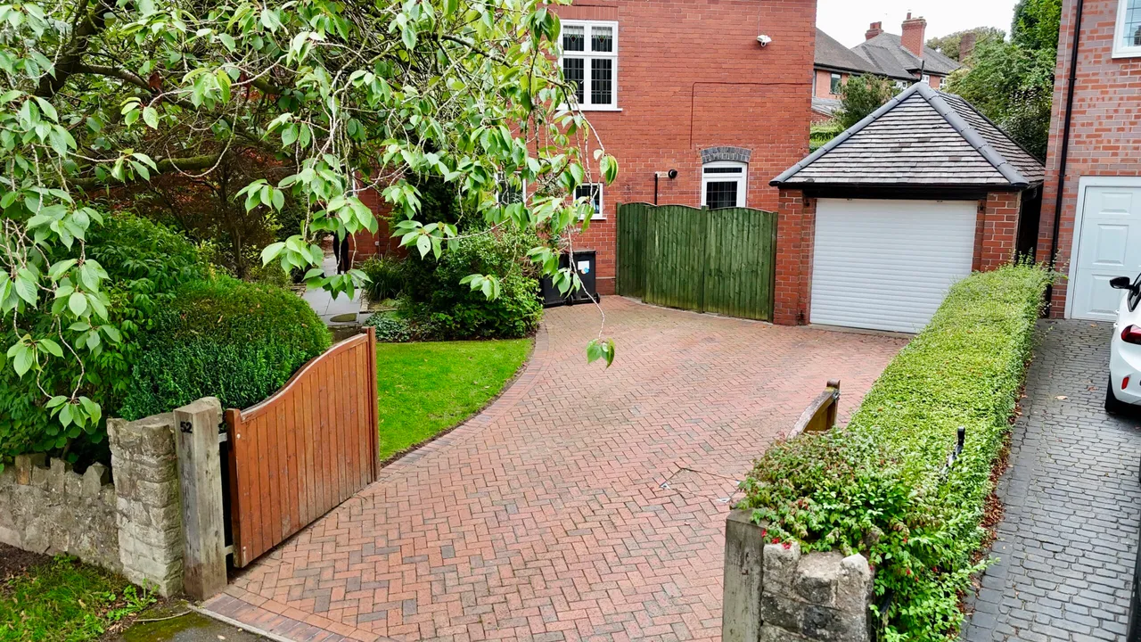 Abbots Way, Newcastle, ST5, photo 34