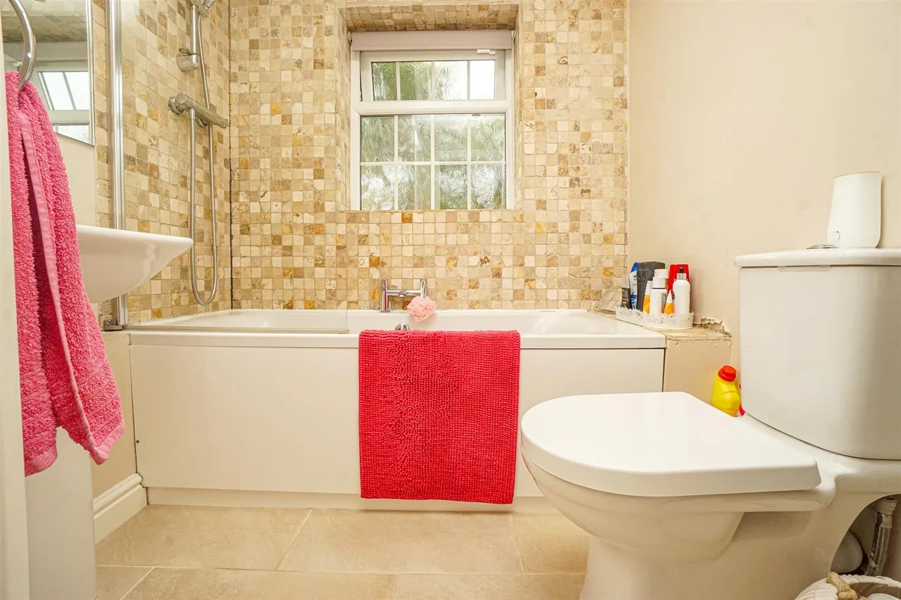 Muirfield Rise, St. Leonards-On-Sea, photo 8