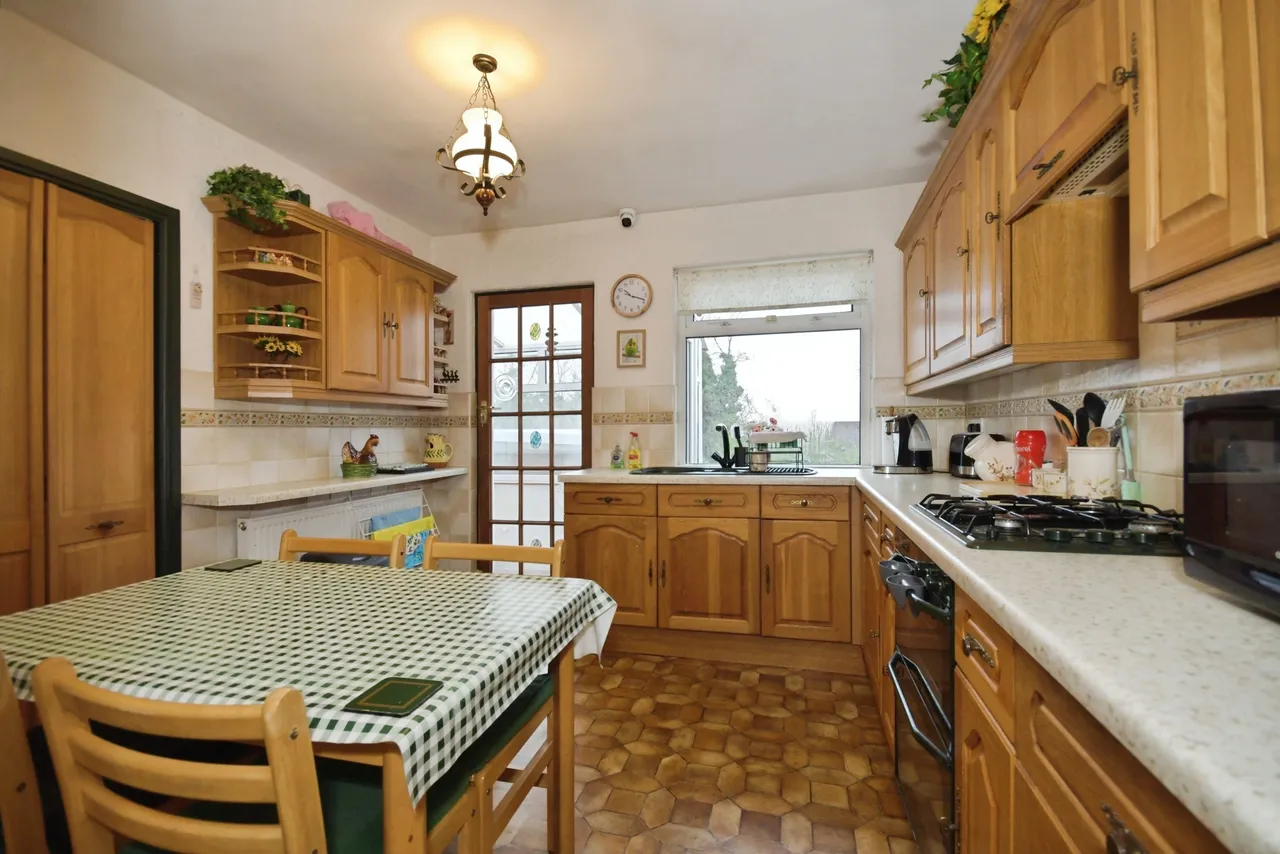 Halifax Road, Sheffield, S35, photo 4