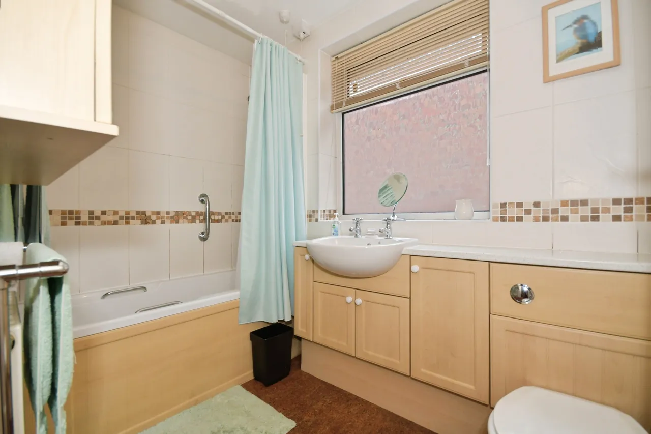 Halifax Road, Sheffield, S35, photo 8