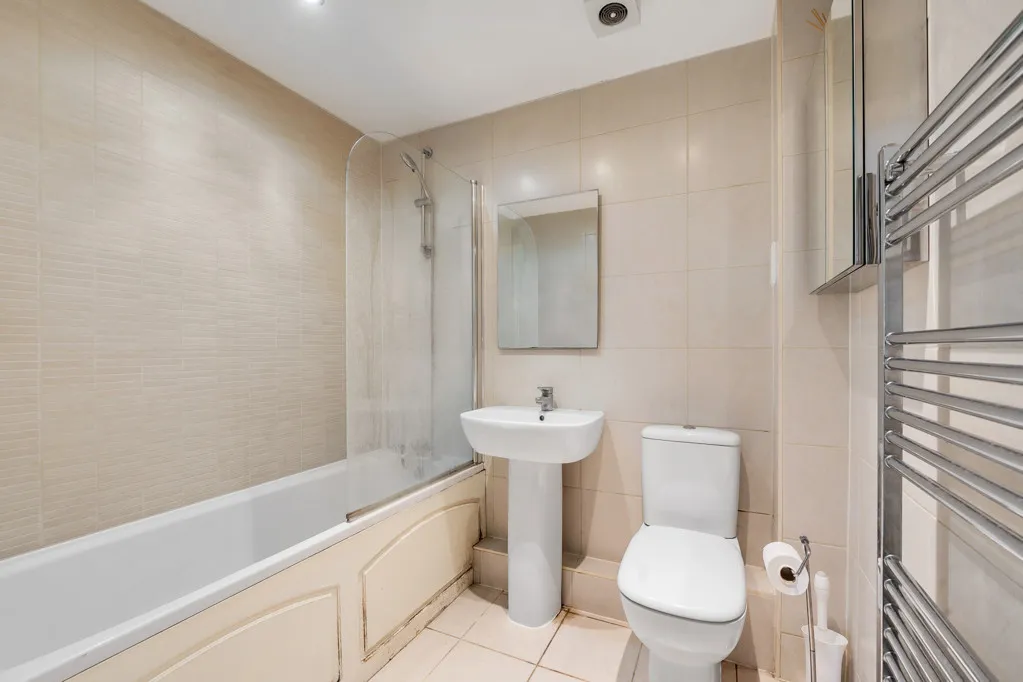 High Street, Rickmansworth, WD3, photo 8
