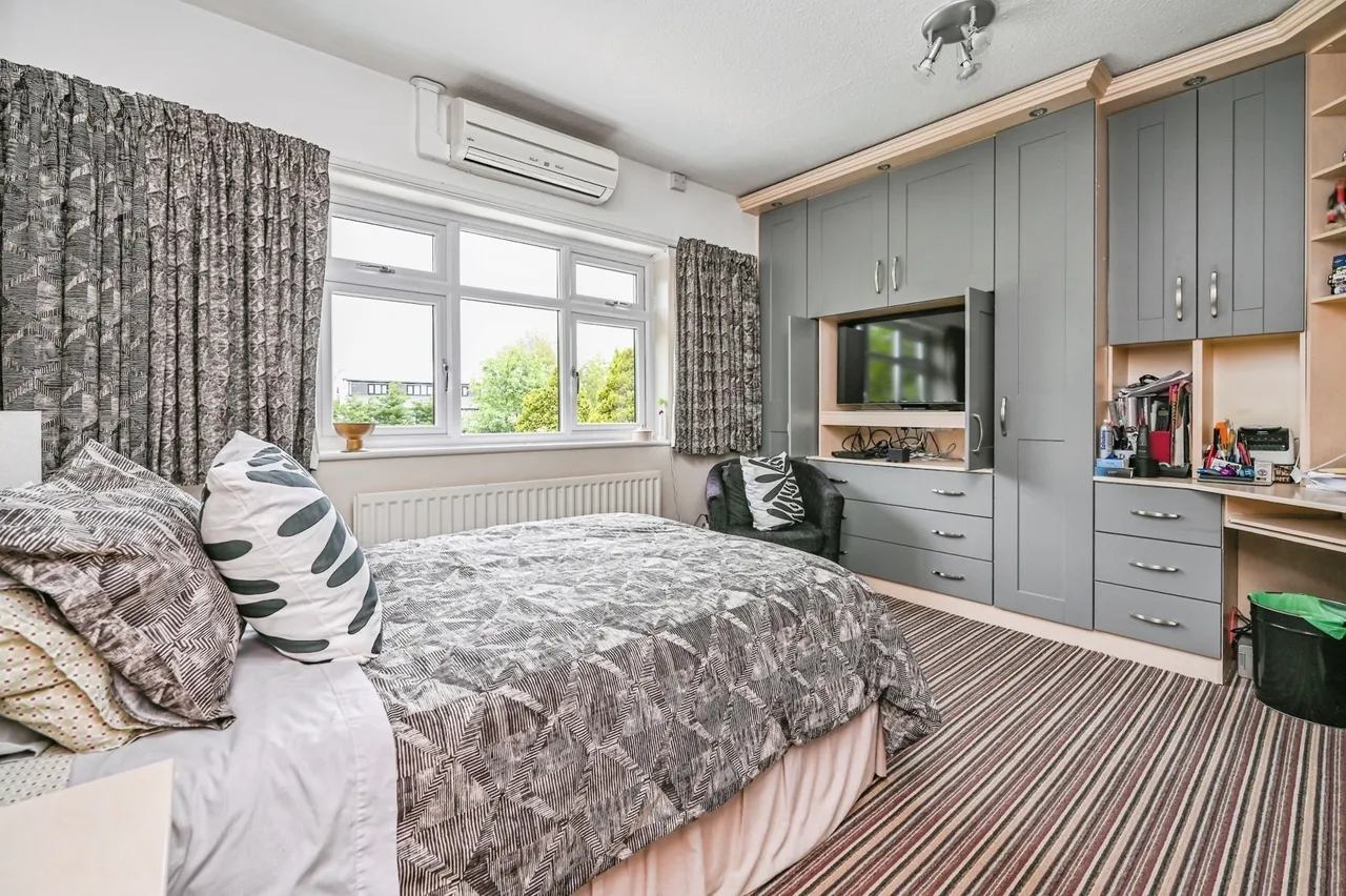 Roehampton Drive, Blundellsands, L23, photo 16