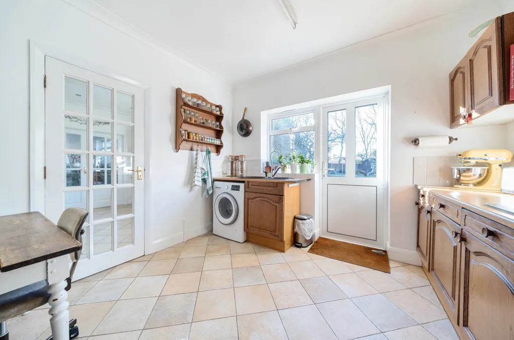 The Drive, Ickenham, UB10, photo 20