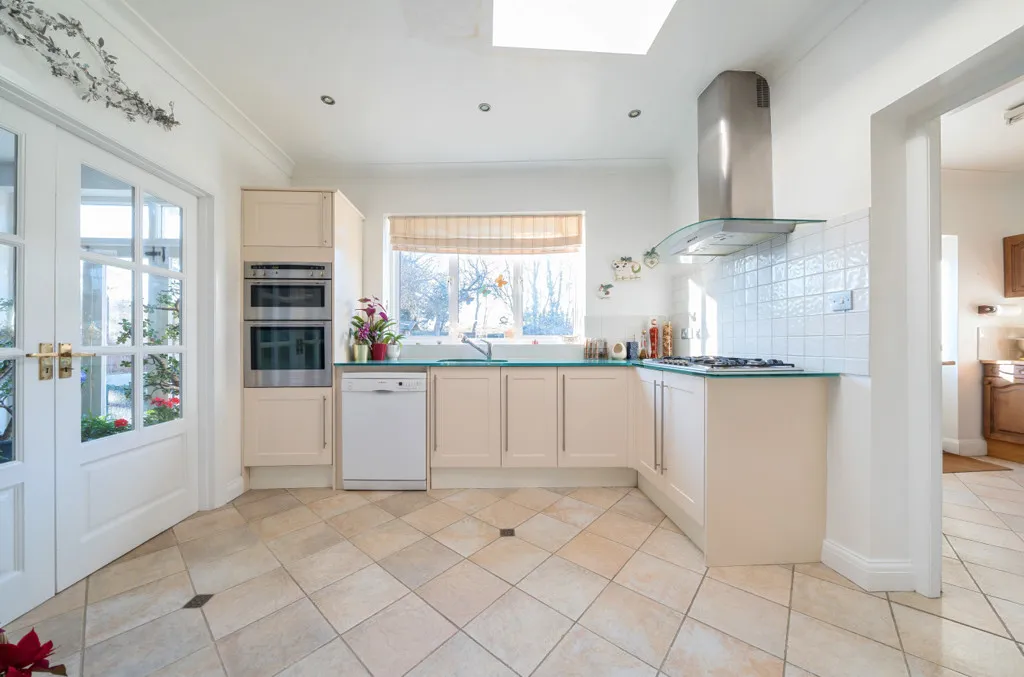The Drive, Ickenham, UB10, photo 5