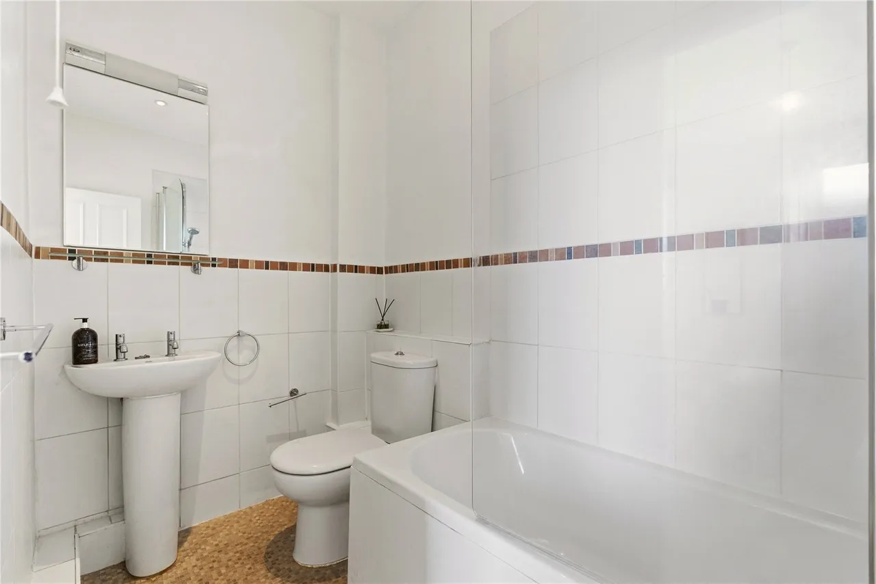 Auckland Road, London, SW11, photo 5