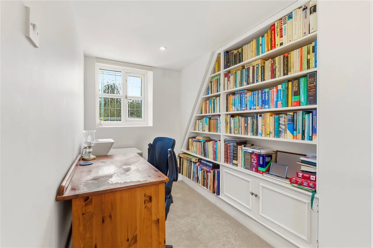 Auckland Road, London, SW11, photo 8