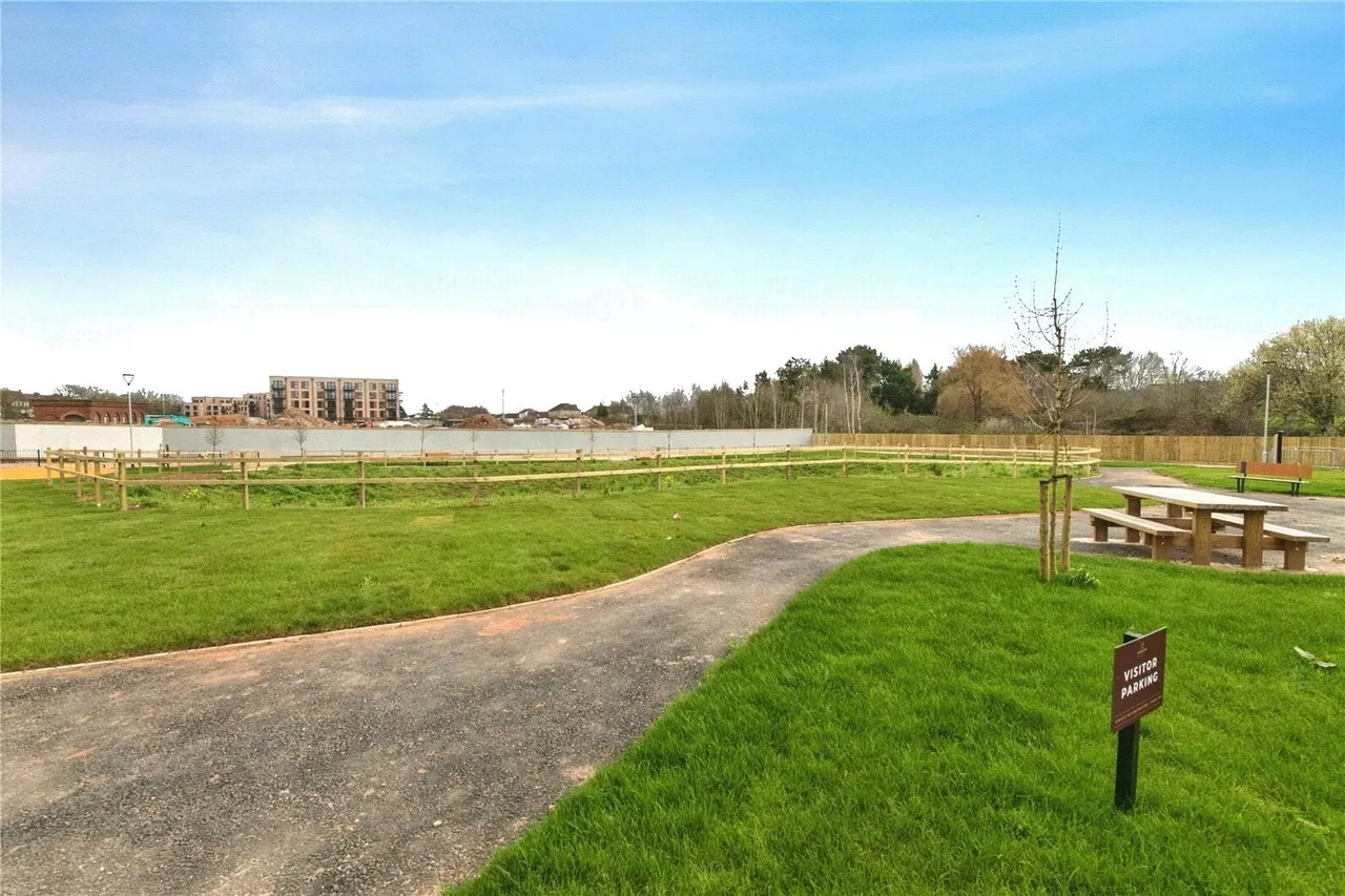 Badgers Rest, Exeter, EX4, photo 14