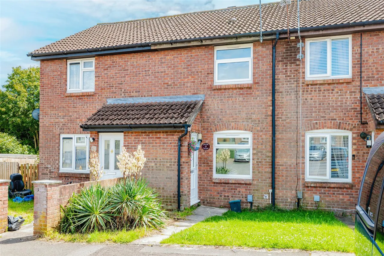 Carew Close, Barry, CF62 9EH, photo 18