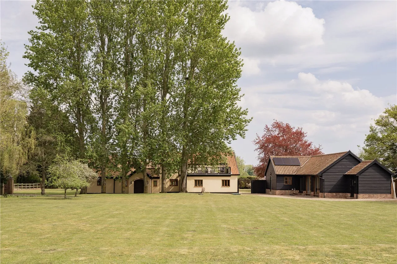 Barham's Lane, Carleton Rode, NR16, photo 28