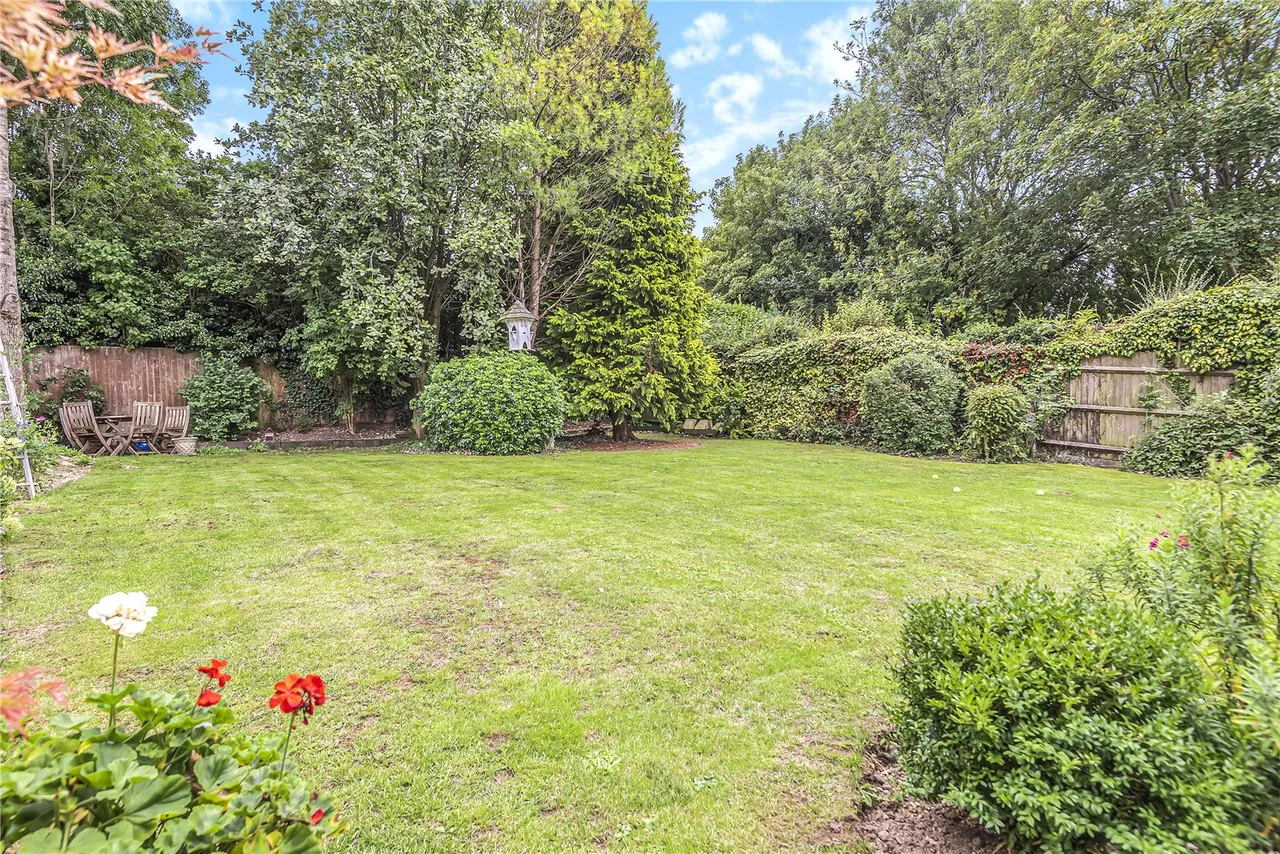 St. Nicholas Rise, Kings Worthy, SO23, photo 11