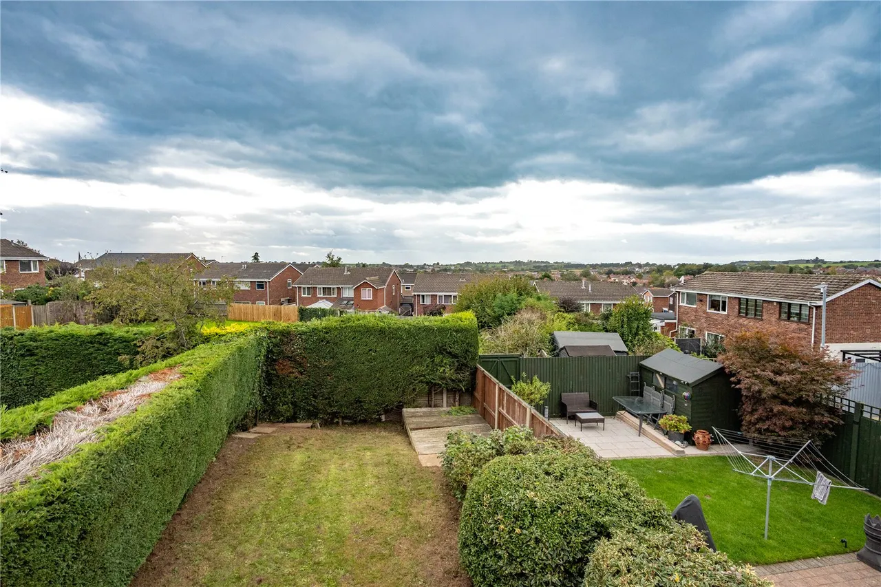 Wrekin Drive, Bromsgrove, B61, photo 10