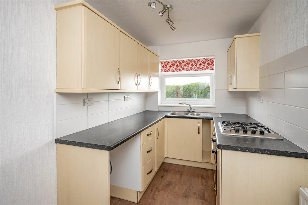 Wrekin Drive, Bromsgrove, B61, photo 5