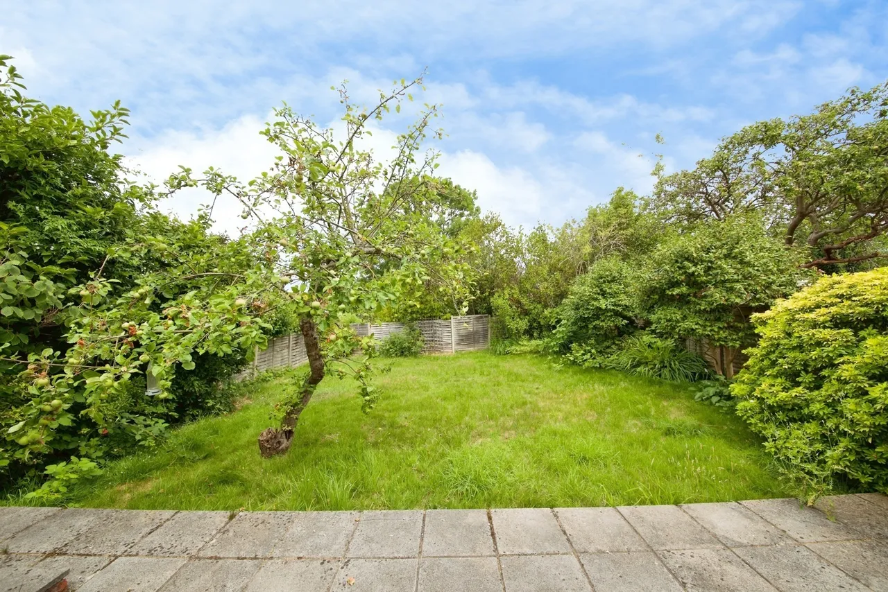 Gallants Farm Road, East Barnet, Barnet, London, EN4, photo 13