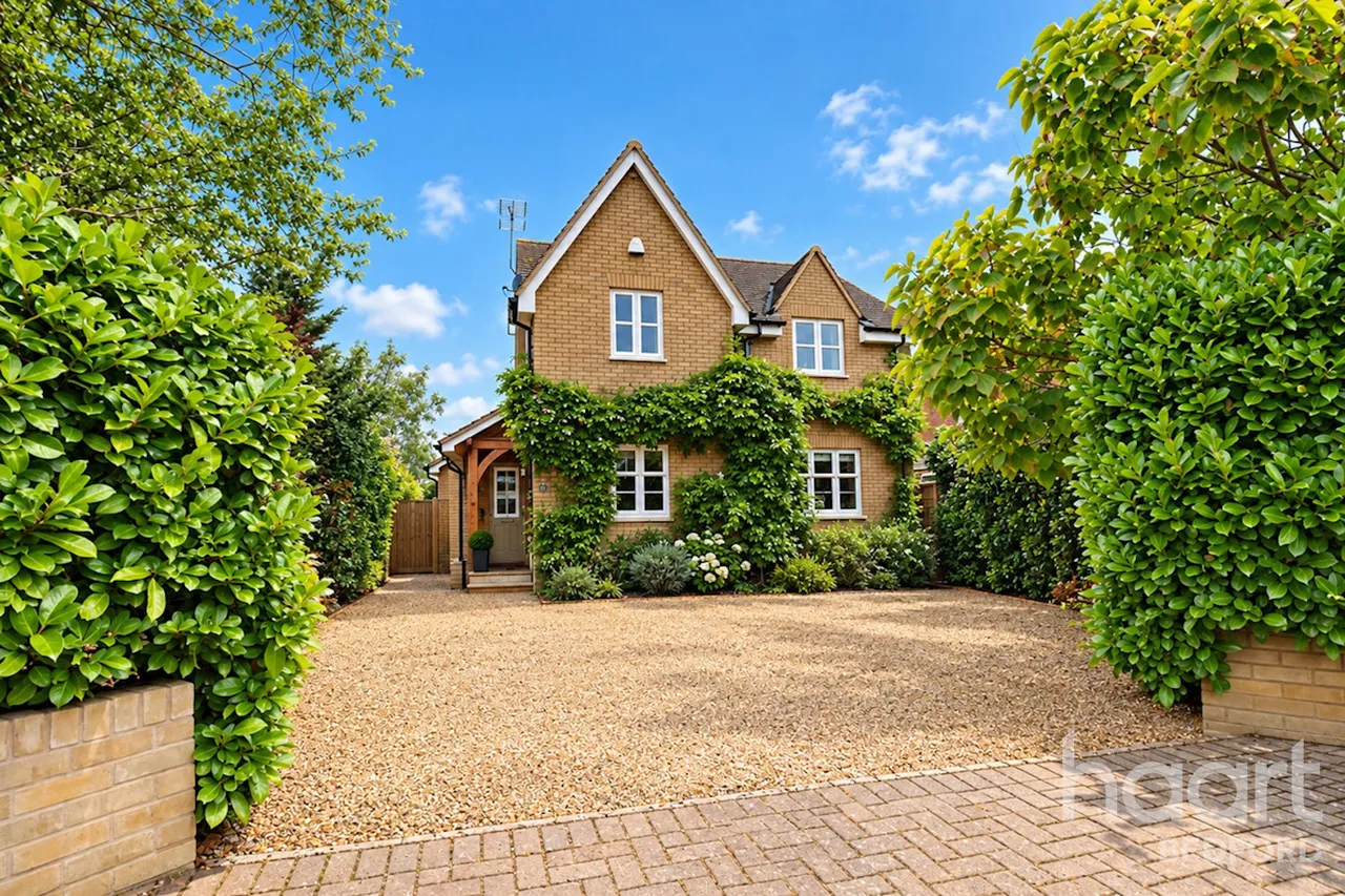 3 bed house for sale, Northill Road, Bedford, MK44