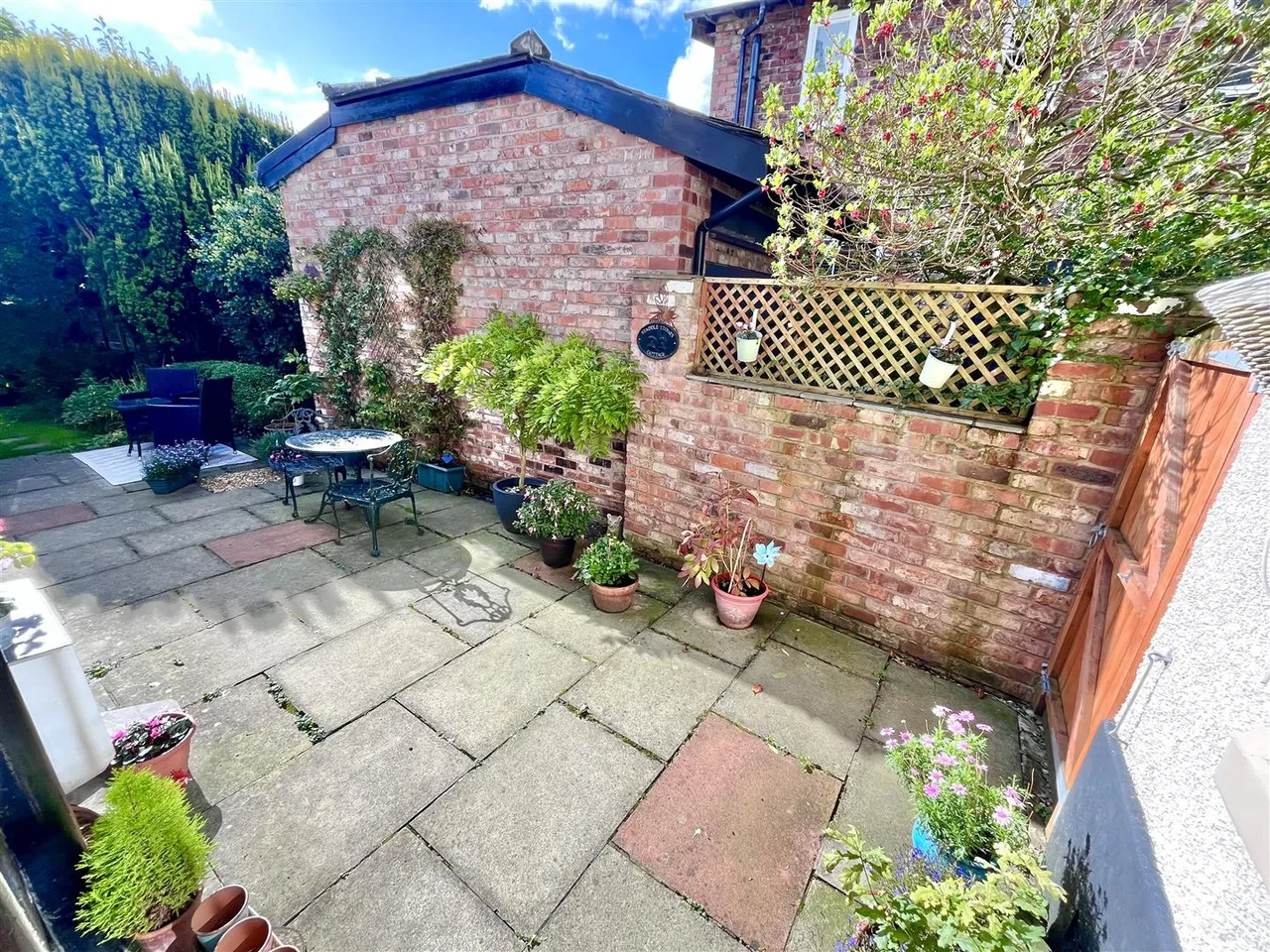Altrincham Road, Wilmslow, SK9, photo 20