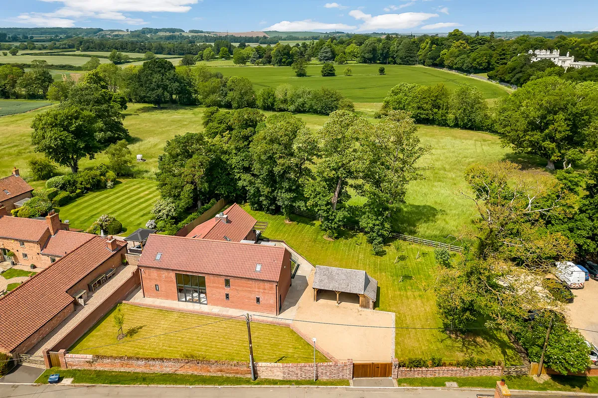 5 bed house for sale, School Lane, Colston Bassett, NG12