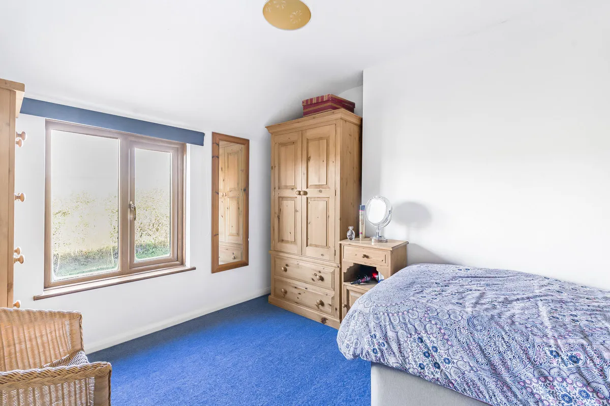 Lawn Hill, Edgcott, photo 18