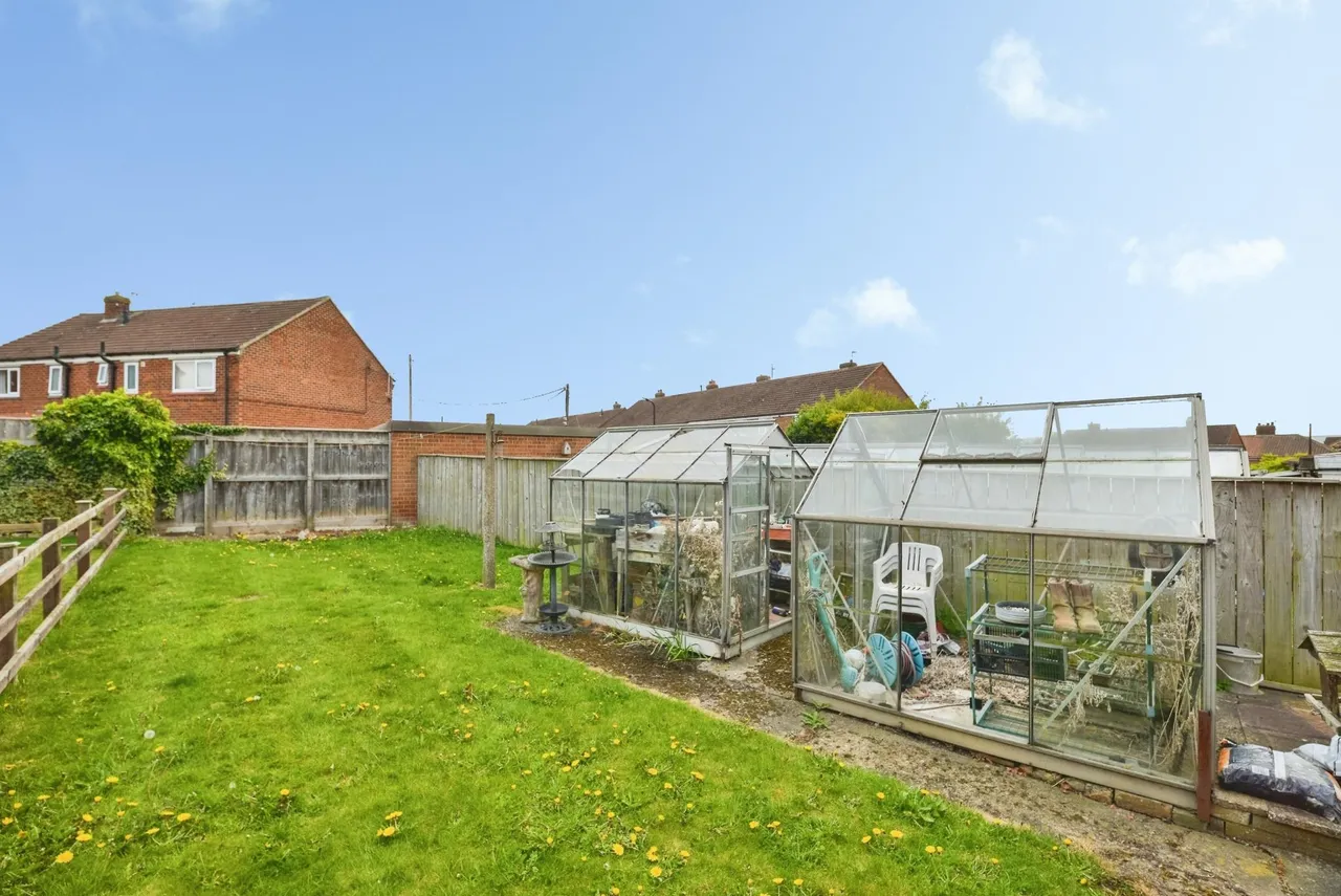 Linden Grove, Middlesbrough, TS9, photo 4