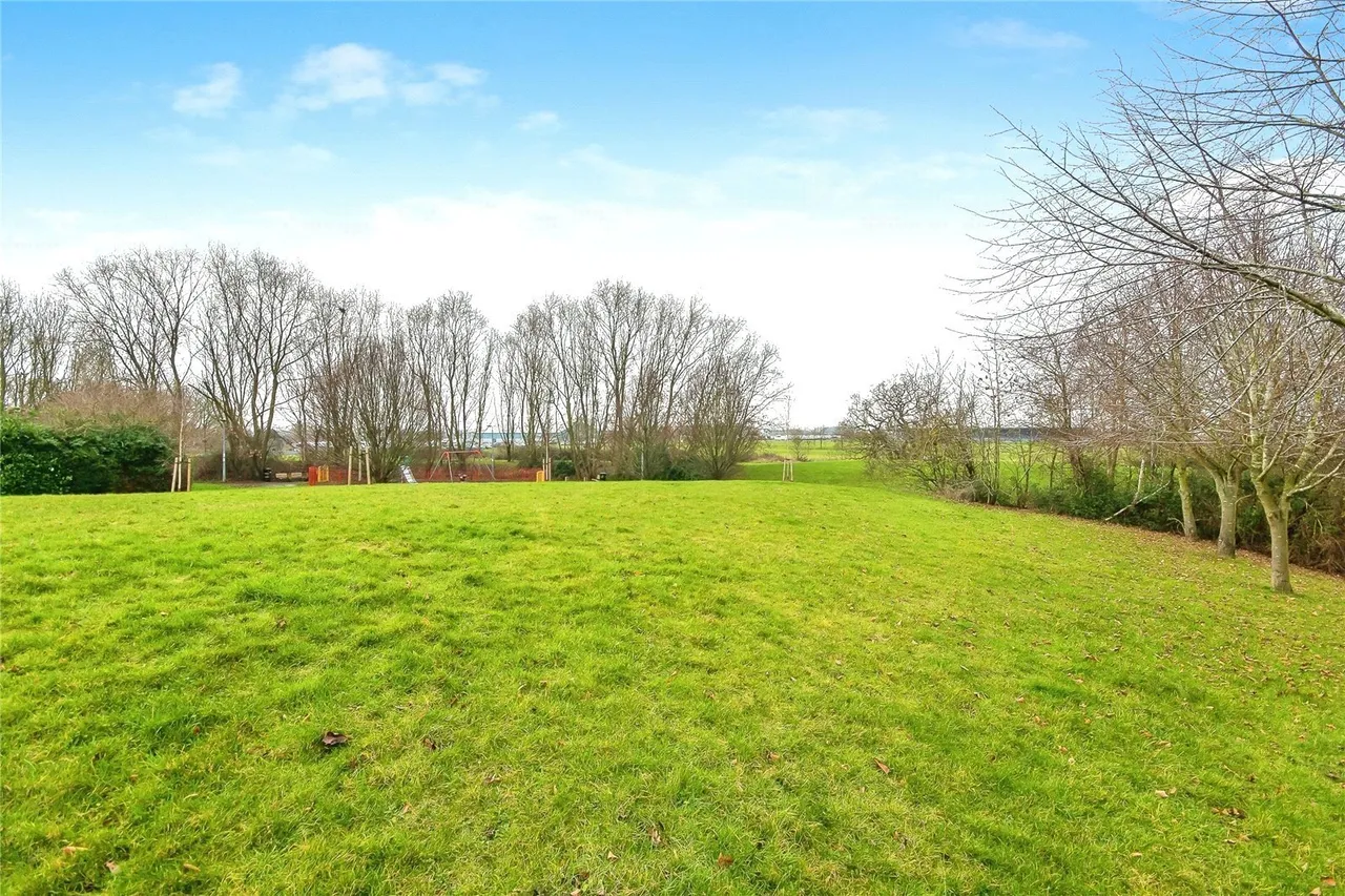 Fraserburgh Way, Orton Southgate, Peterborough, Cambridgeshire, PE2, photo 13