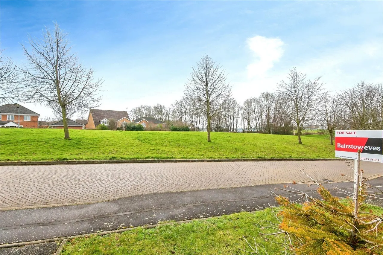 Fraserburgh Way, Orton Southgate, Peterborough, Cambridgeshire, PE2, photo 14