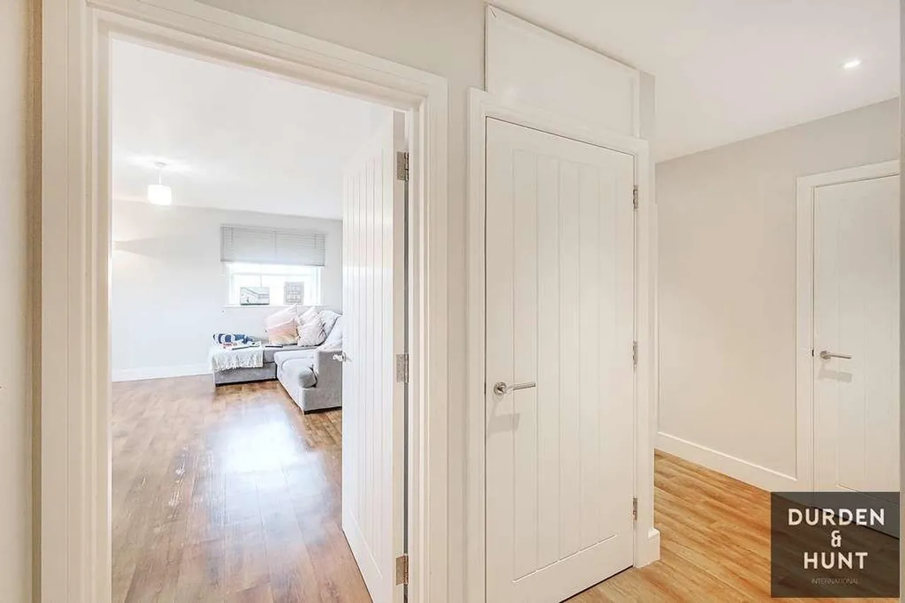 Hemnall Street, Epping, CM16, photo 7