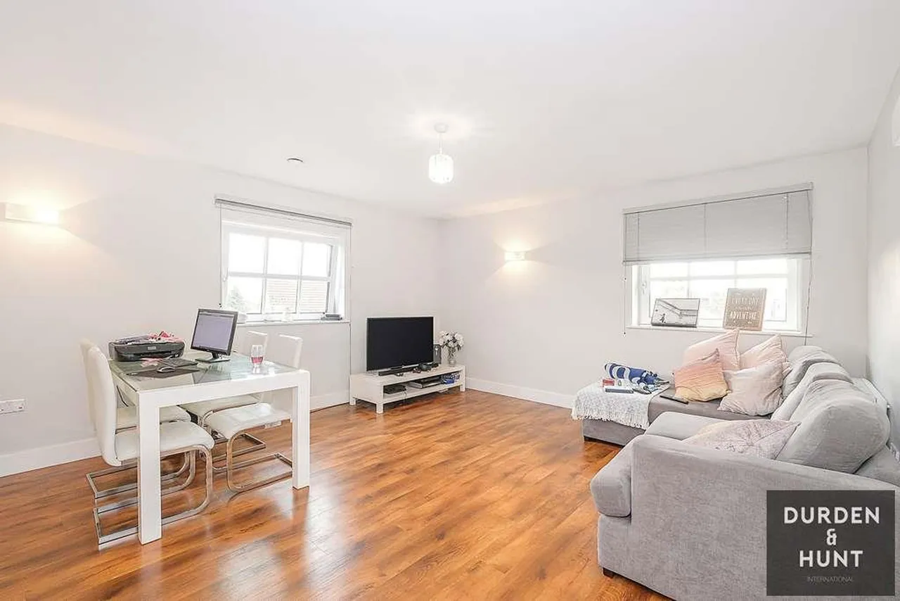 Hemnall Street, Epping, CM16, photo 3