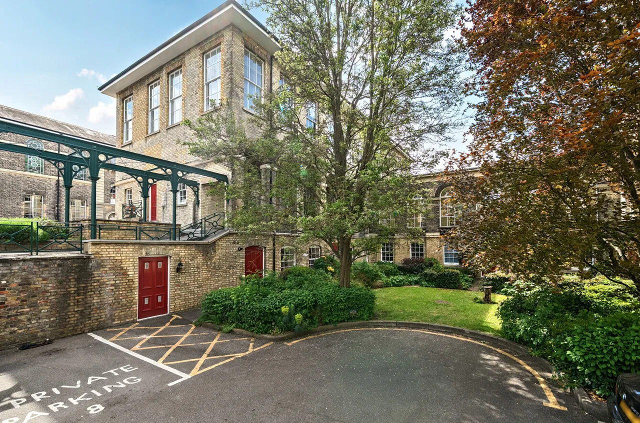 Gilbert Close, Blackheath, photo 16
