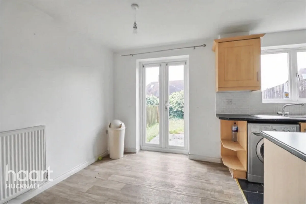 Murray Close, Nottingham, NG5, photo 3