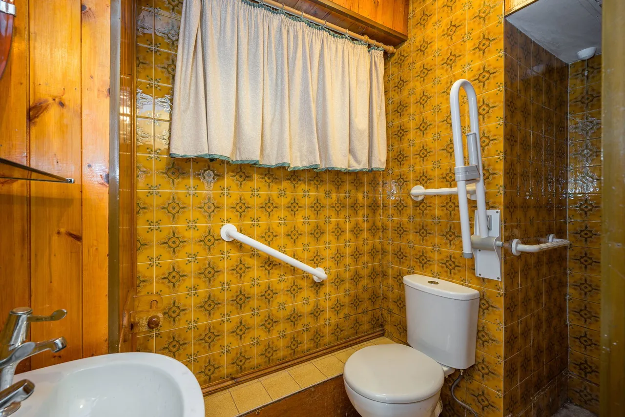 Knoll Road, Abergavenny, photo 21