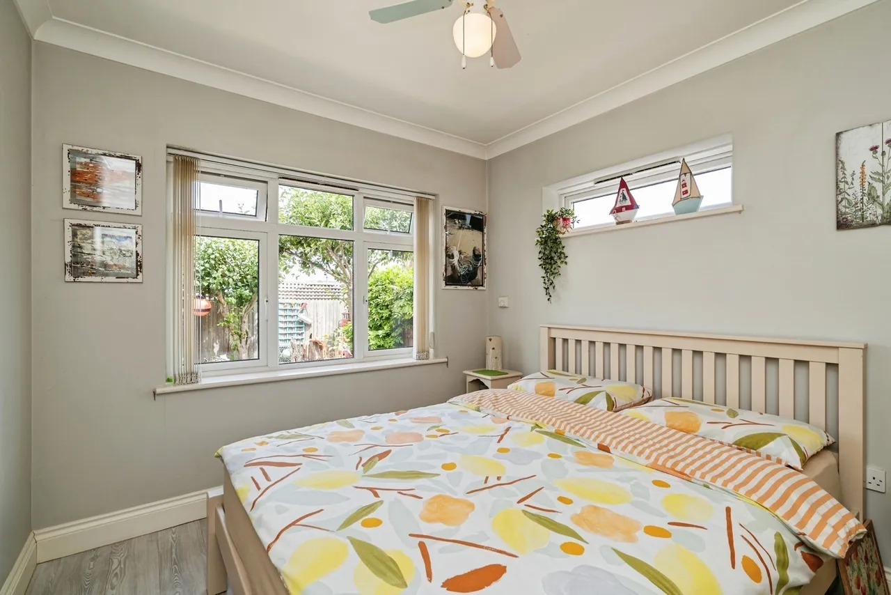 Poplar Drive, Walcott, Norwich, Norfolk, NR12, photo 11