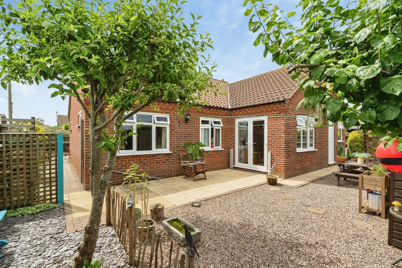 Poplar Drive, Walcott, Norwich, Norfolk, NR12, photo 19