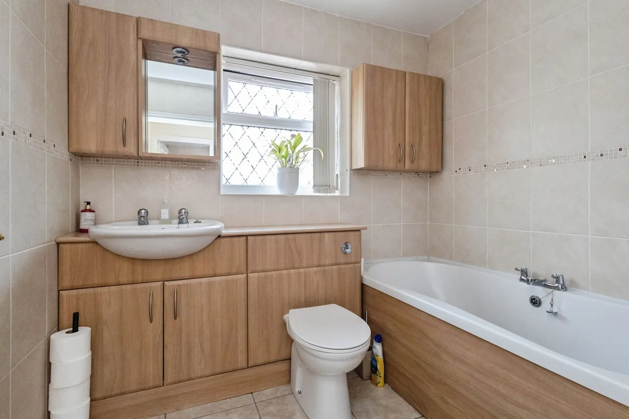 Wilshaw Grove, Ashton-under-Lyne, Greater Manchester, OL7, photo 16
